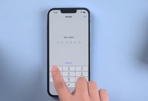 镇安苹果手机维修分享升级iOS 16后屏幕显示不可用怎么办 