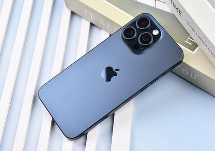 镇安苹果维修点分享iPhone 15 Pro Max屏幕更换全新实操风险 